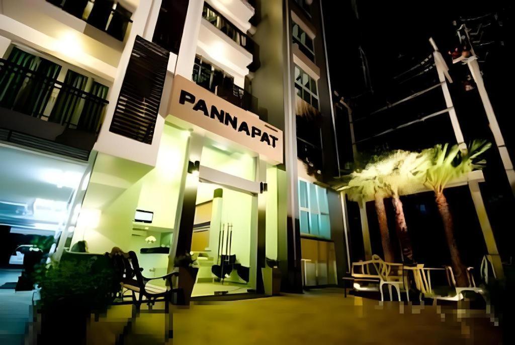 Pannapat Place Bangkok Esterno foto