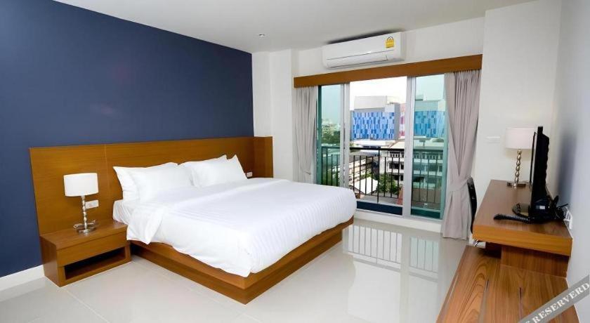 Pannapat Place Bangkok Esterno foto