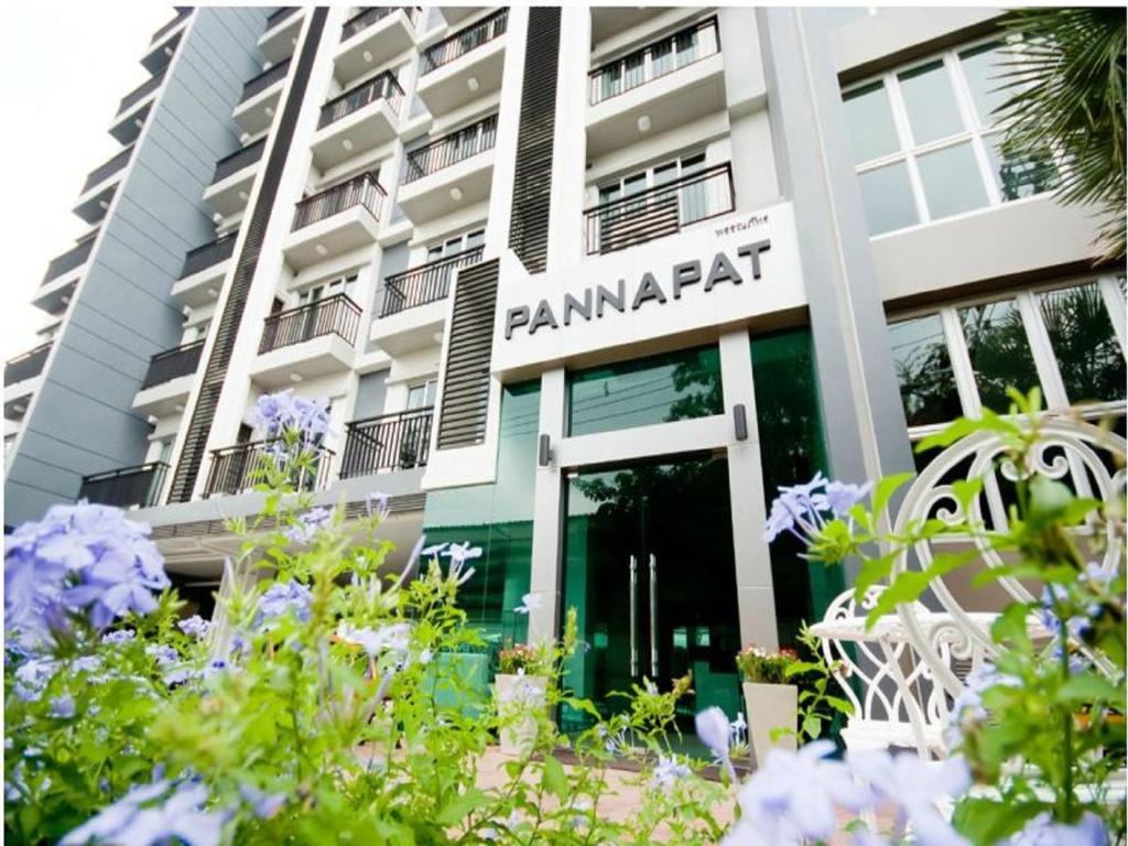 Pannapat Place Bangkok Esterno foto